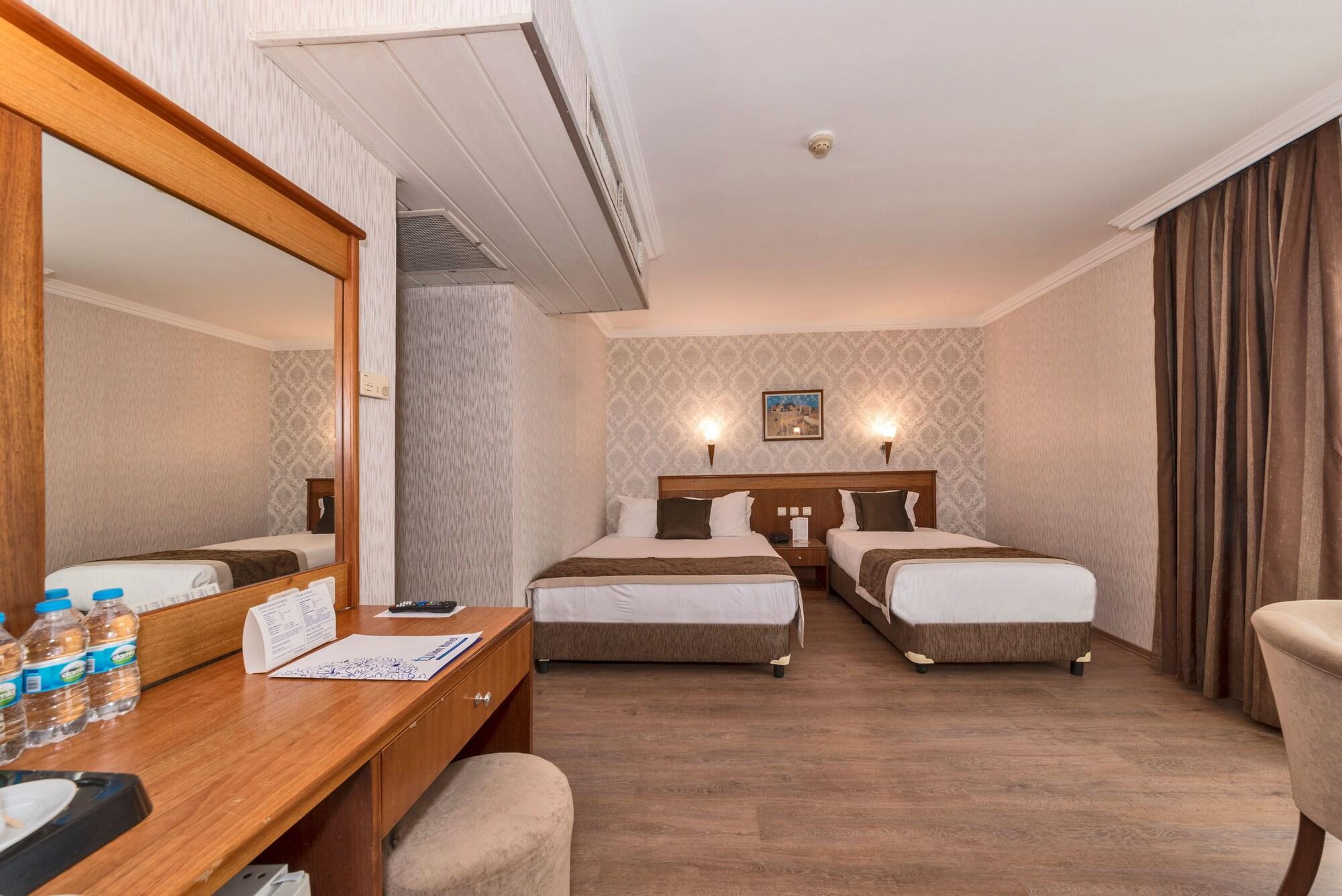 Four Sides Taksim Lion Hotel&Spa Istanbul Exteriör bild