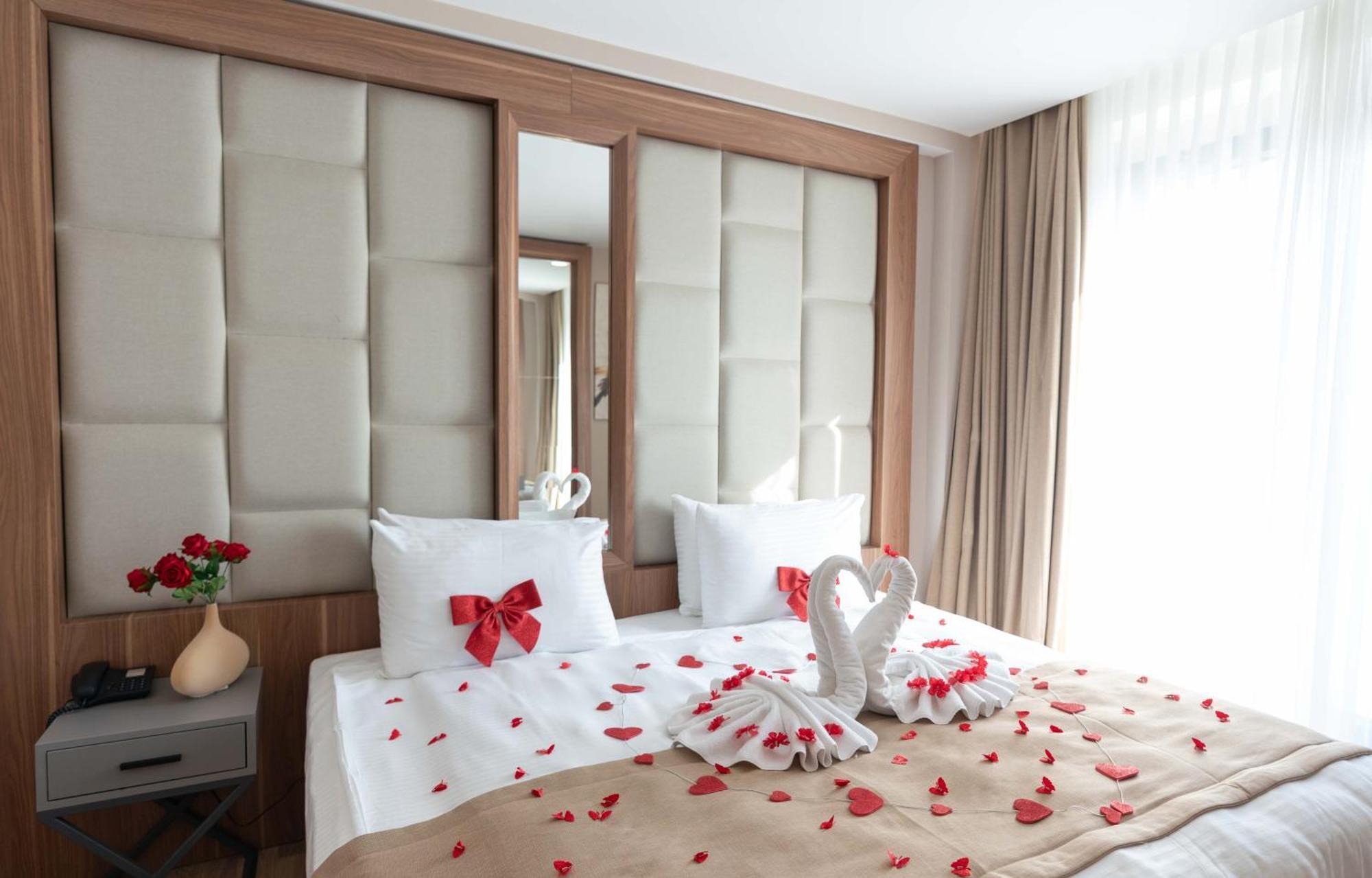 Four Sides Taksim Lion Hotel&Spa Istanbul Exteriör bild